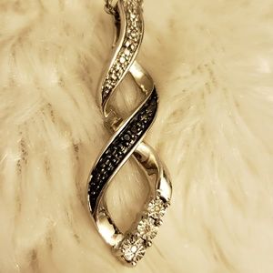 Black and White Diamonds